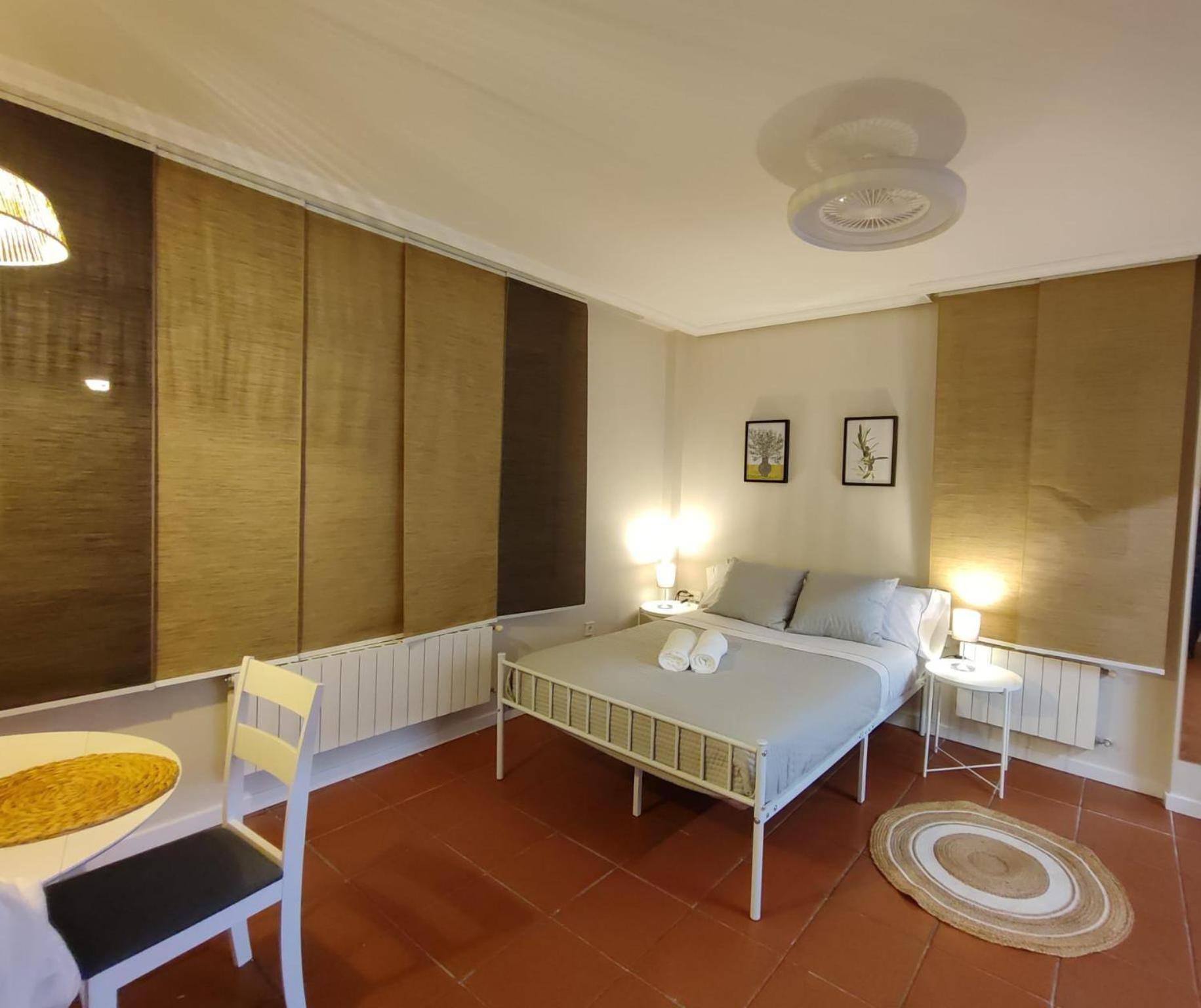 Apartamento Pequeno En オリニョン エクステリア 写真
